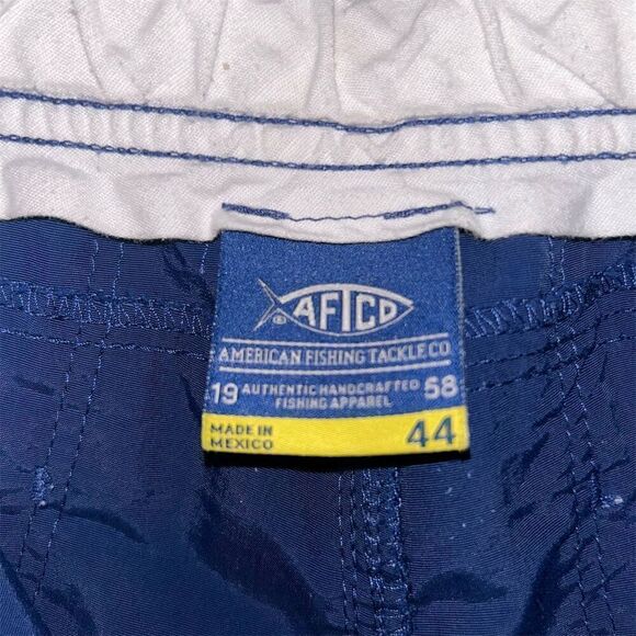 AFTCO Men's Cargo Fishing Shorts Navy Blue Size 44 Multiple Pockets - Picture 2 of 7